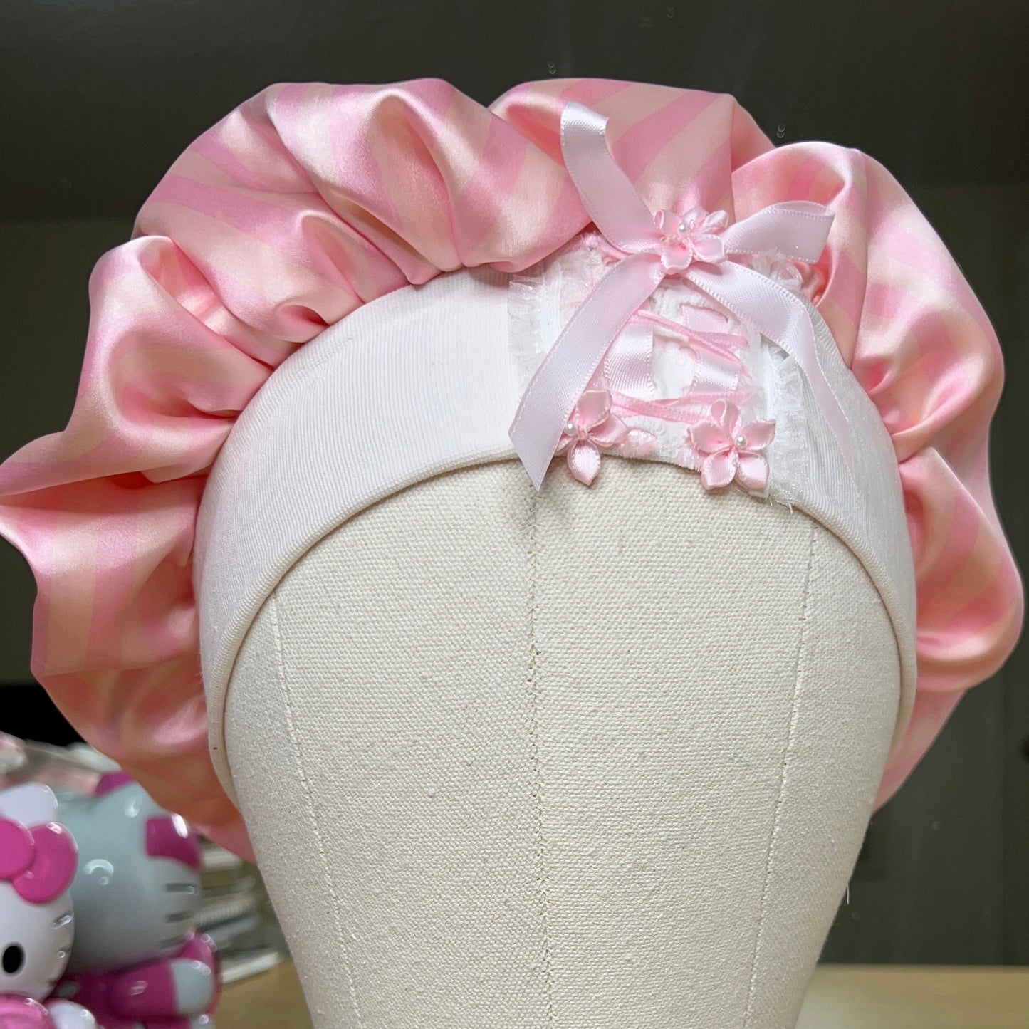 angel corset bonnet